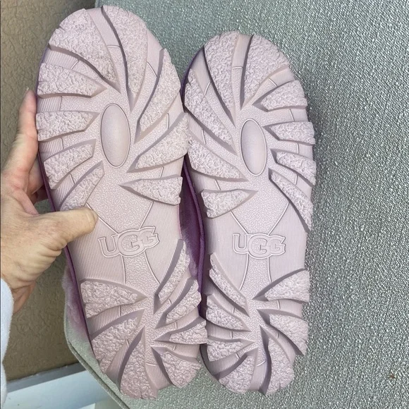UGG Coquette Slippers. Size 12 - Picture 7 of 7